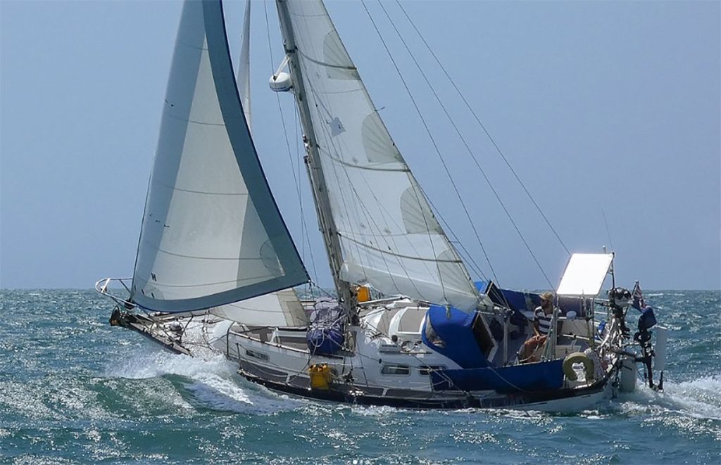 Thom D-Arcy sailing Fathom a Vancouver 28 - singlehanded sailing circumnavigation