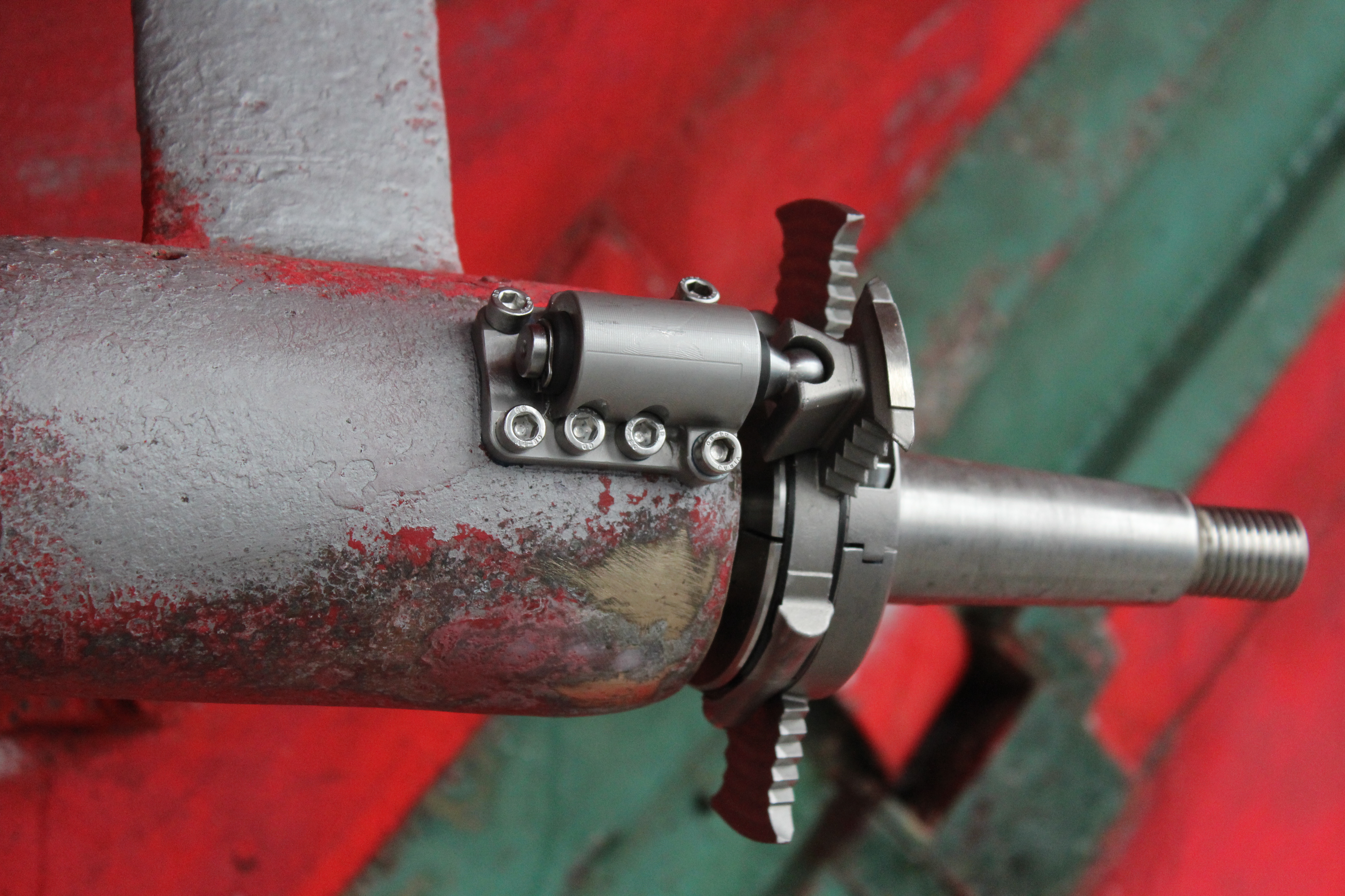 Shaft Razor Cutter HYDROAXE SHAFT DRIVE SCISSOR ROPE CUTTER - Darglow Engineering